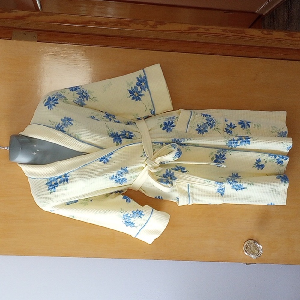 Waffle Weave Bath Robe Yellow and Blue M